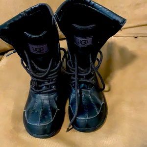 Girls uggs size 13
